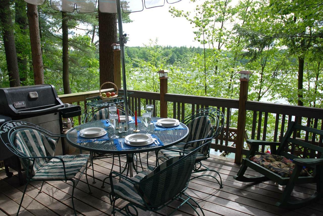 Stunning Forest Lake Home With Hot Tub! Summer Weeks Available! Winchester Ngoại thất bức ảnh